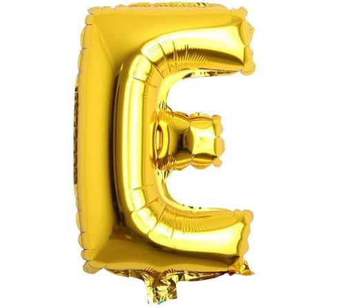 字母E氣球